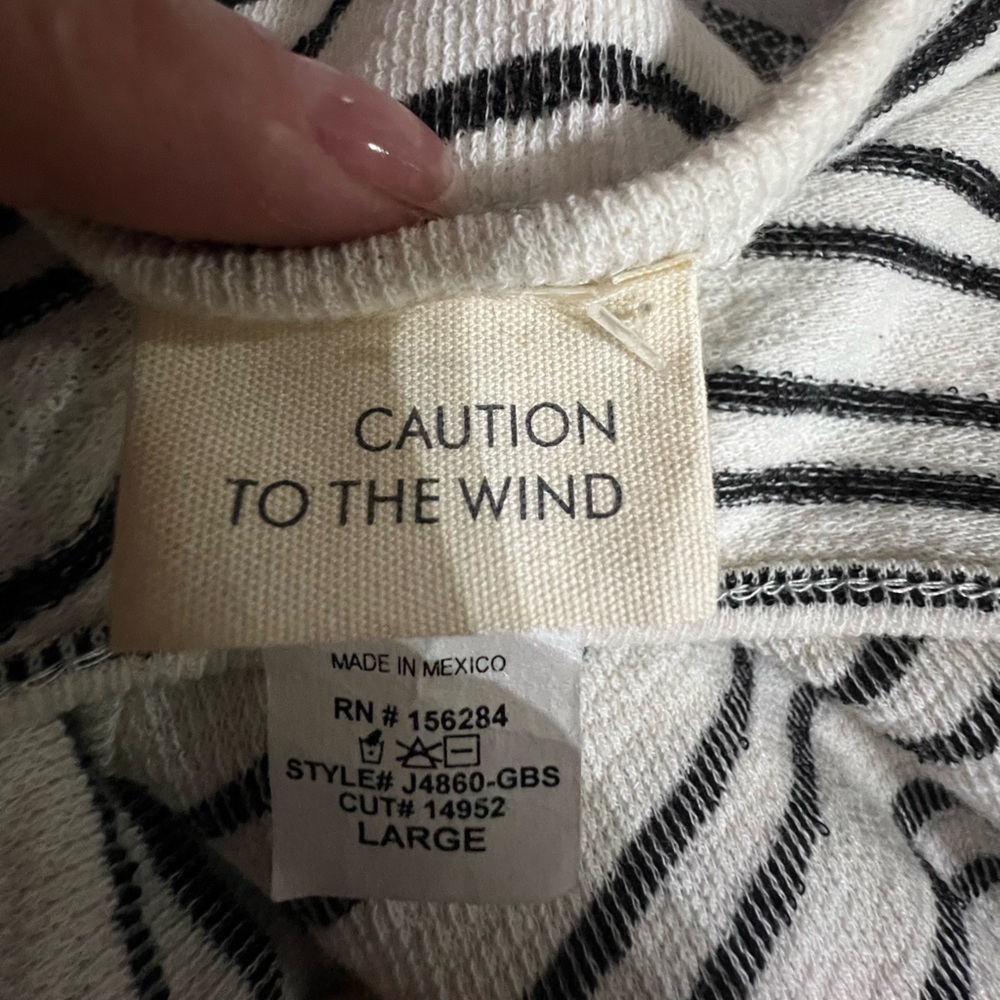Anthropologie’s Caution To The Wind Striped Jumpsuit Size Large - Picture 7 of 7